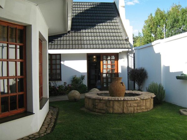 3 Bedroom House 3 Bedroom House