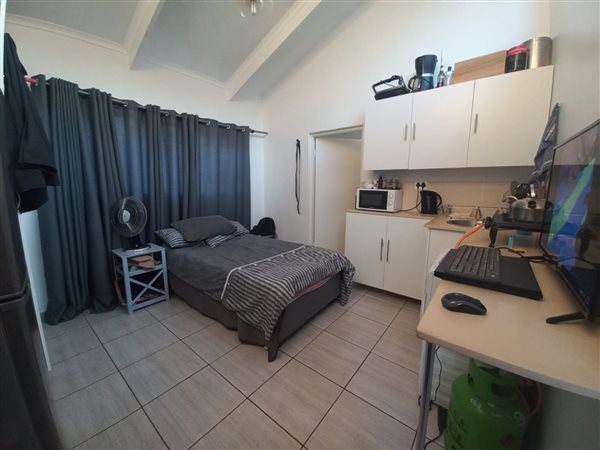 1 Bed Apartment