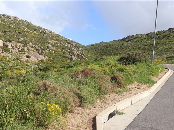 465 m² Land available in St Helena Views