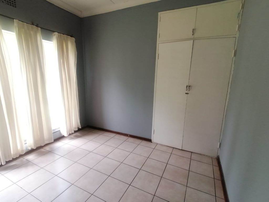 2 Bed Apartment in Delmas photo number 16