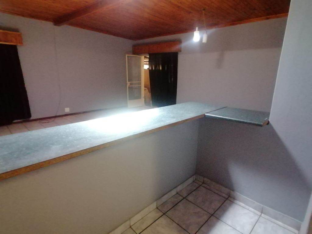 2 Bed Apartment in Delmas photo number 18
