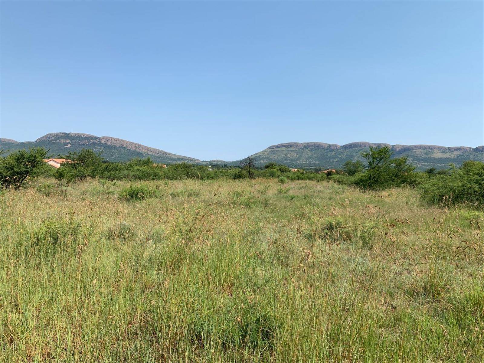 1200 m² Land available in Melodie photo number 5