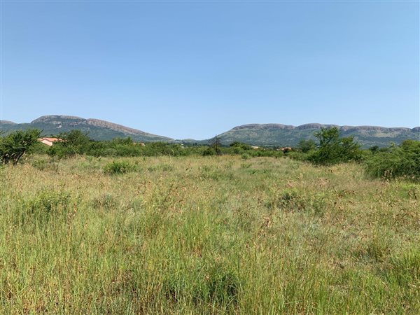 1 200 m² Land