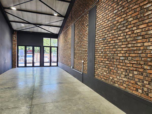 82  m² Industrial space in Umhlali