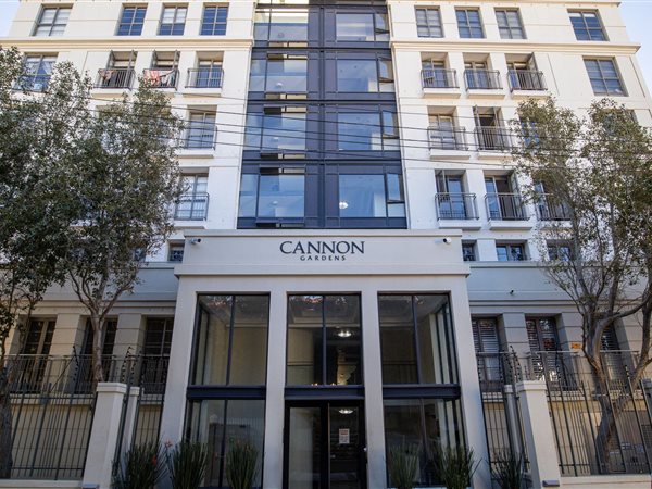 2 Bedroom Flat 2 Bedroom Flat