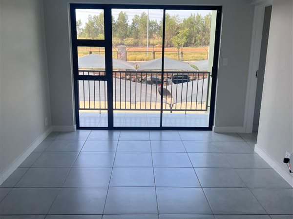 2 Bed Flat in Mooikloof