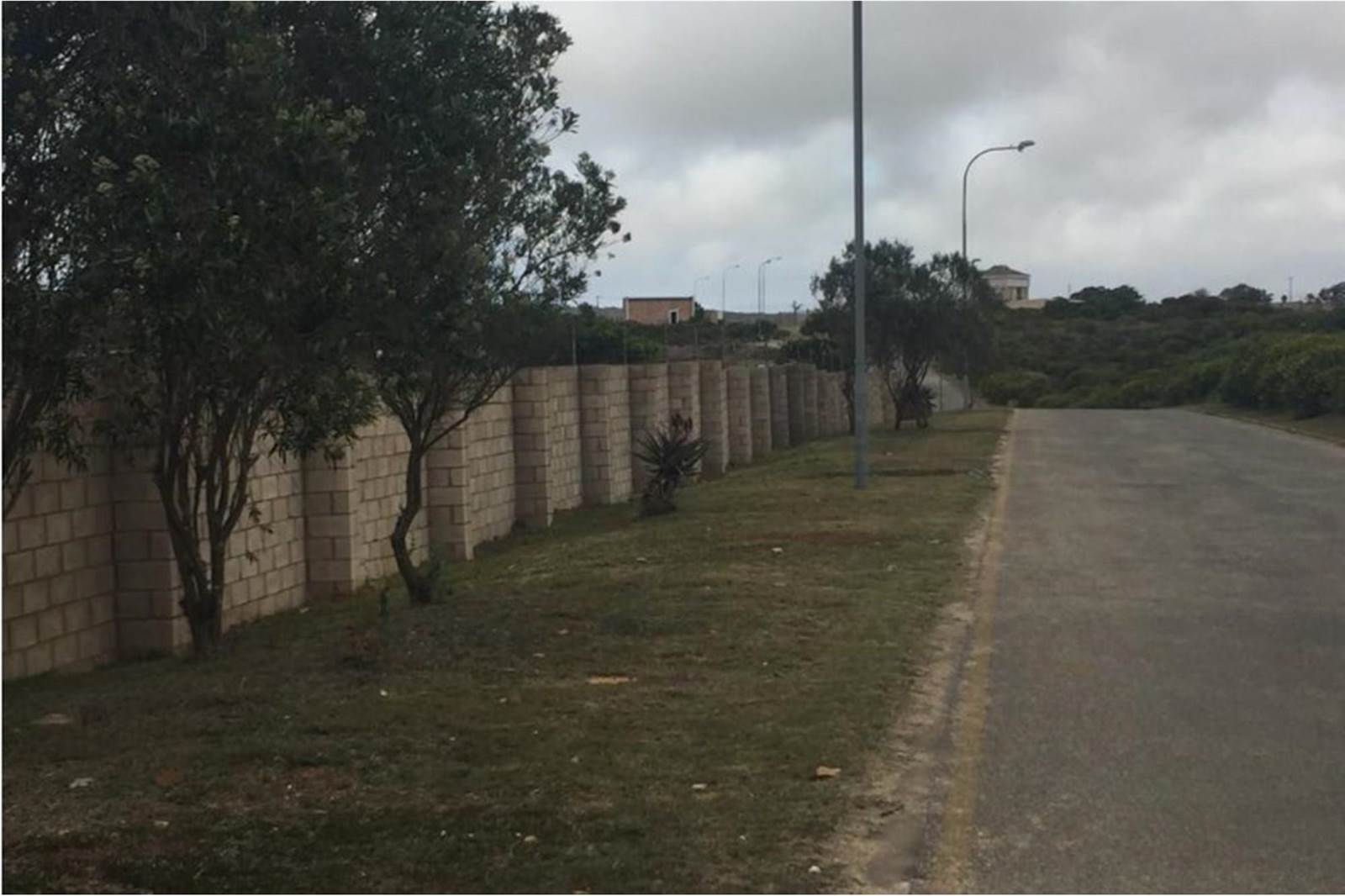 1350 m² Land available in Mossel Bay Central photo number 4