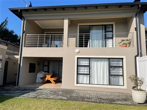 Townhouse in Beacon Bay