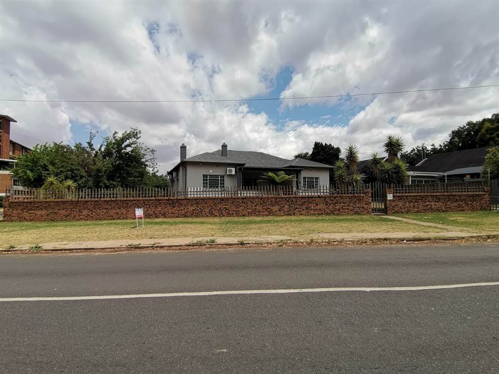 1458 m² Land available in Krugersdorp North photo number 1