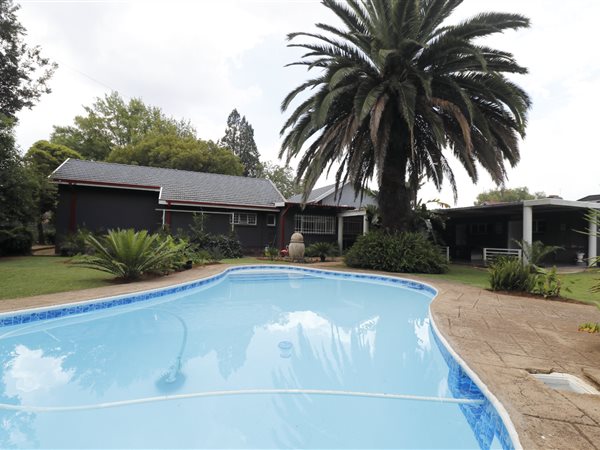 3 Bedroom House 3 Bedroom House