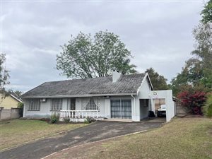3 Bed House in Bisley