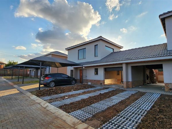 3 Bedroom Townhouse
