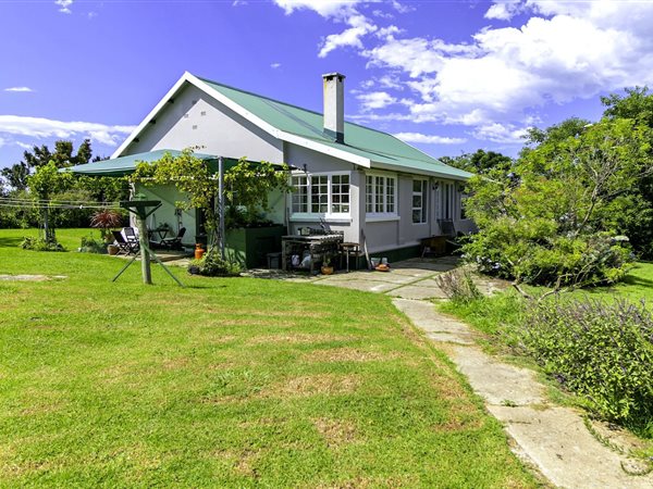 1.4 ha Smallholding 1.4 ha Smallholding