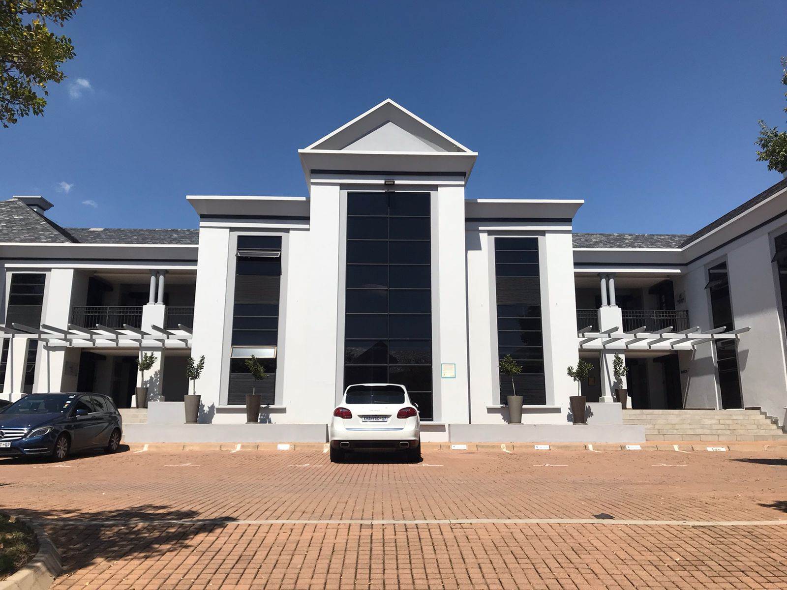 4076  m² Commercial space in Bryanston photo number 3