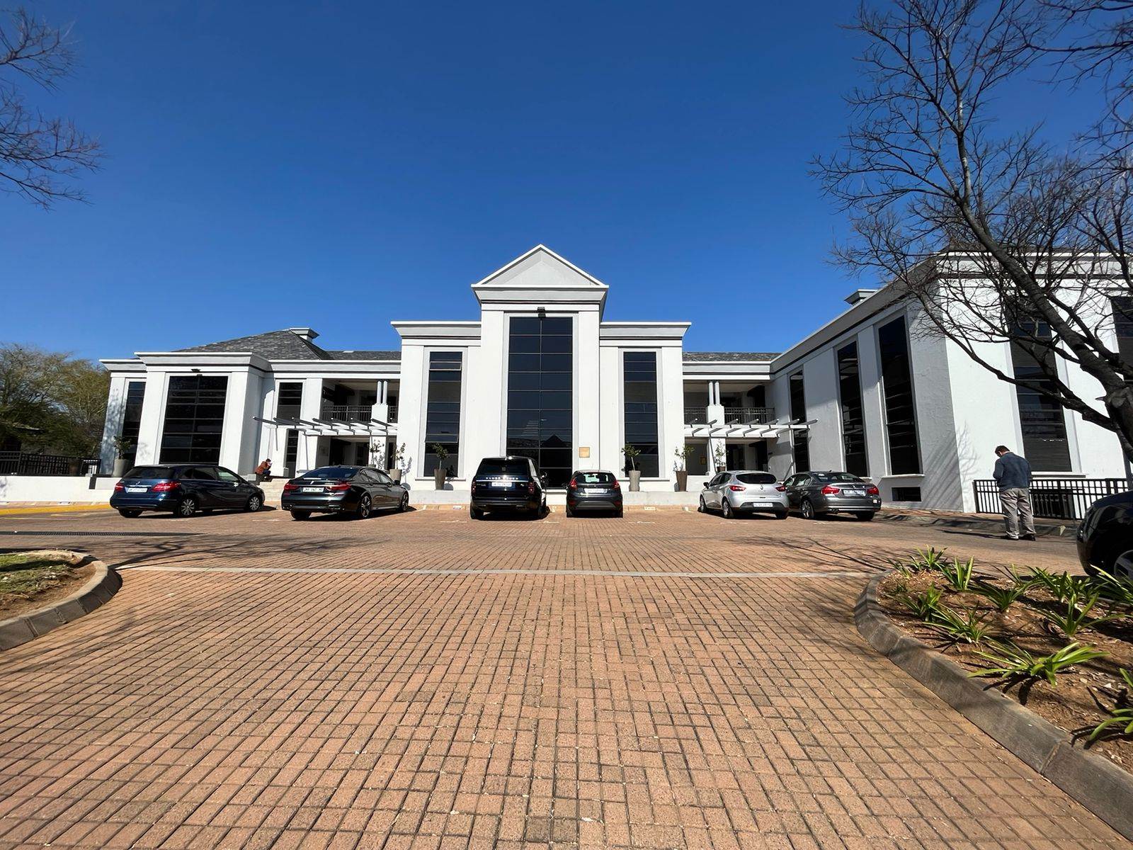 4076  m² Commercial space in Bryanston photo number 1