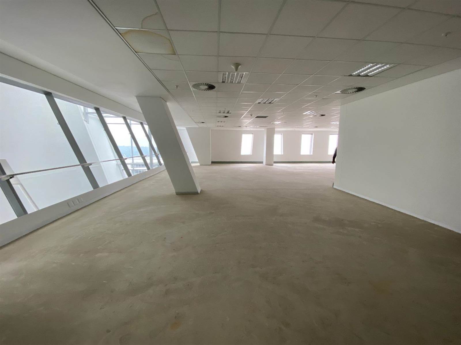 482  m² Commercial space in Sandown photo number 3