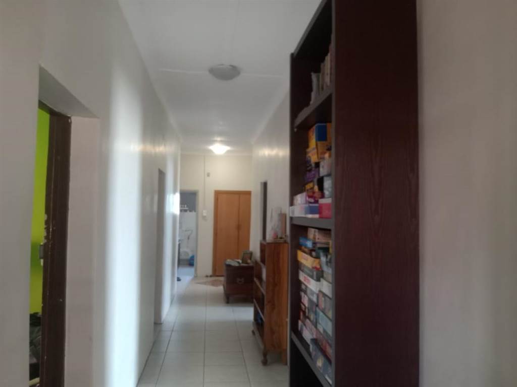 4 Bed House in Reyno Ridge photo number 15