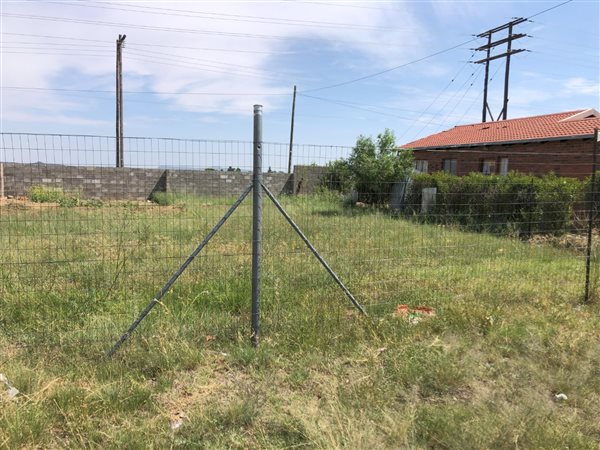 330 m² Land 330 m² Land