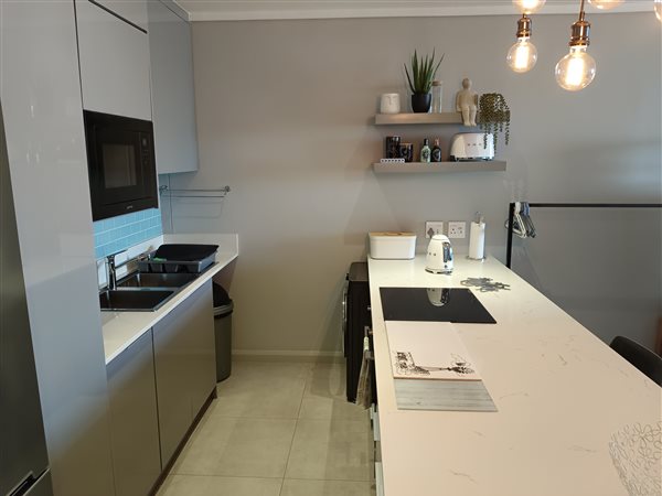 2 Bed House in Midfield Estate