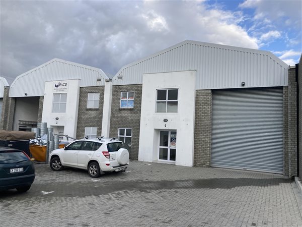 470  m² Industrial space