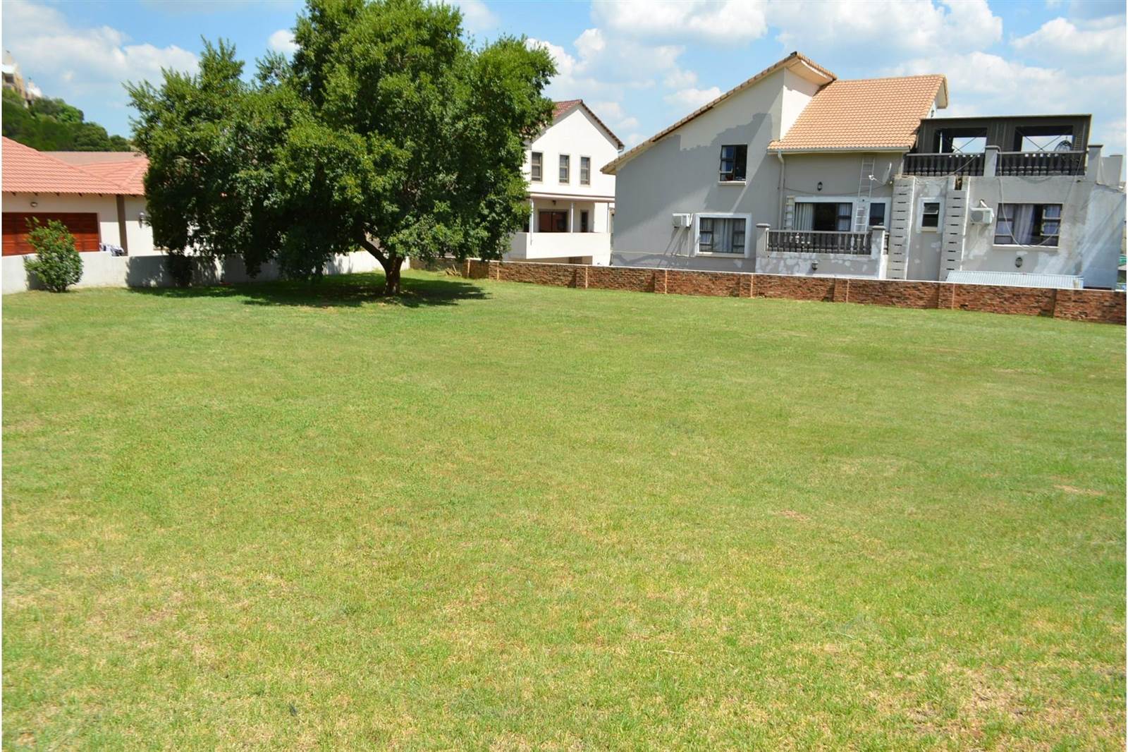 910 m² Land available in Bronkhorstbaai photo number 12