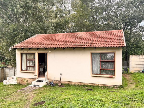 2 Bedroom House 2 Bedroom House