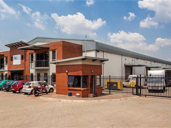 5 630  m² Commercial space