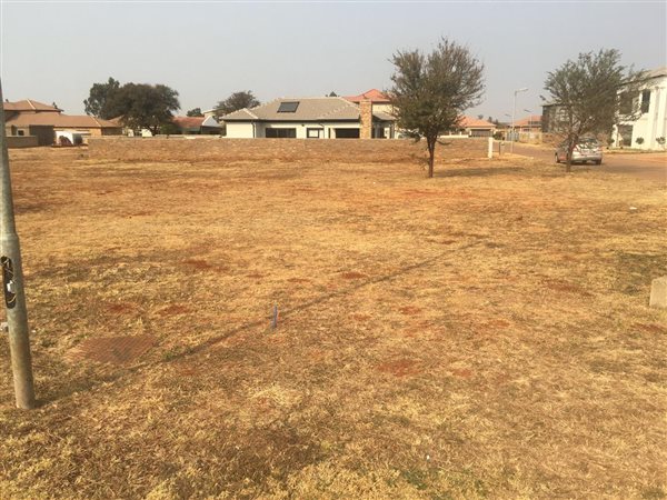 514 m² Land