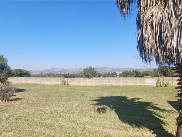 1.5 ha Farm in Rietfontein AH