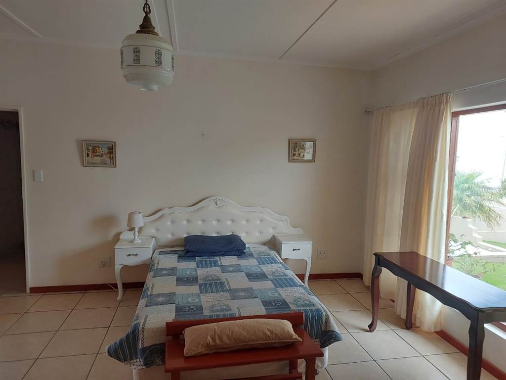 4 Bed House in Port Nolloth photo number 14