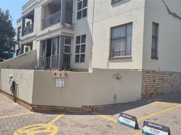 2 Bedroom Townhouse 2 Bedroom Townhouse