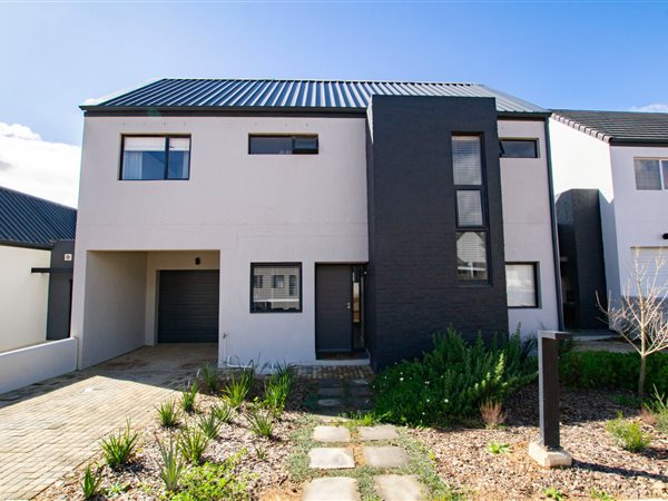 3 Bedroom House 3 Bedroom House