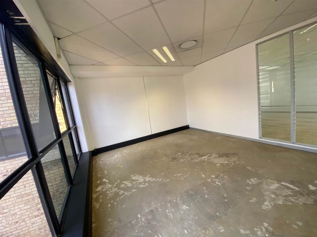 5522  m² Industrial space in Kyalami photo number 19