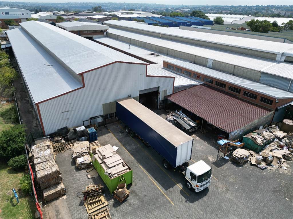 10800  m² Industrial space in Robertville photo number 5