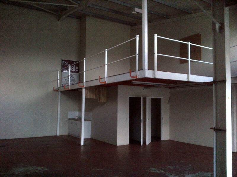 147  m² Industrial space in Mkondeni photo number 2
