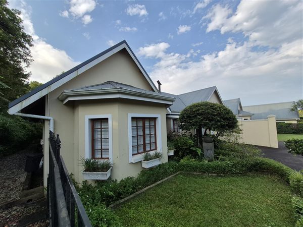 2 Bedroom Townhouse 2 Bedroom Townhouse