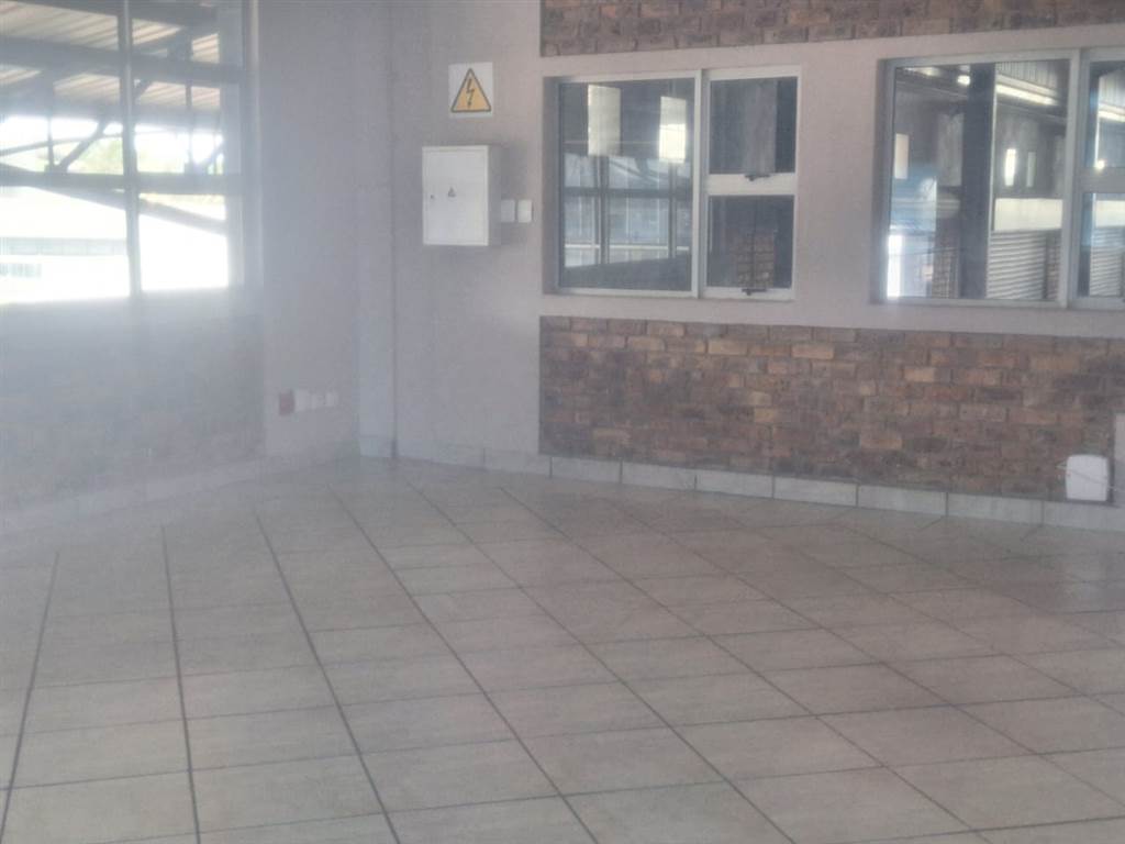 1500  m² Industrial space in Nelspruit Central photo number 16