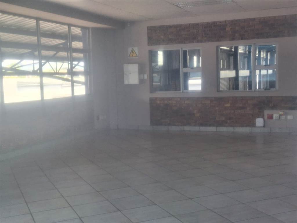 1500  m² Industrial space in Nelspruit Central photo number 10