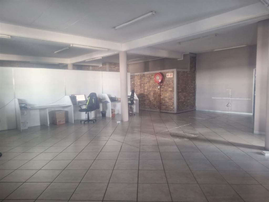1500  m² Industrial space in Nelspruit Central photo number 15