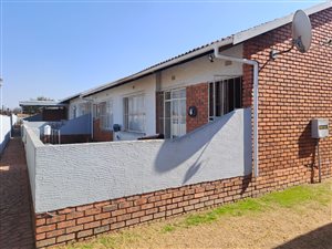 3 Bed Townhouse in Dersley