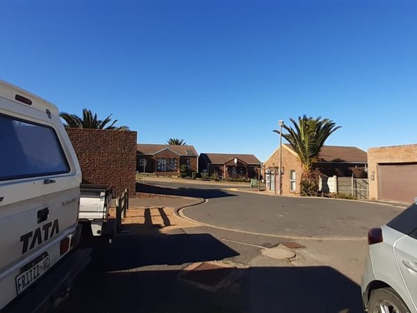 3 Bedroom House 3 Bedroom House