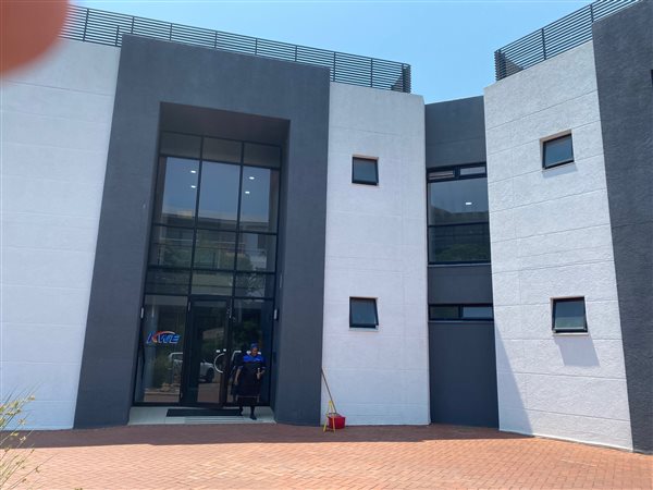 133  m² Commercial space in Westville