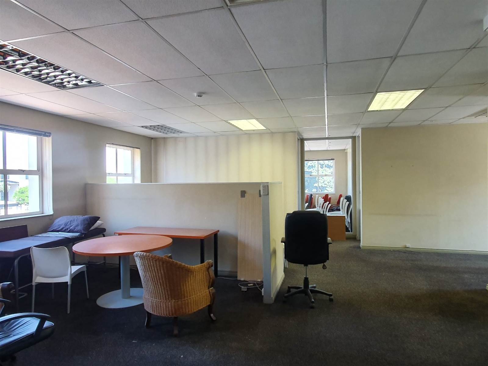 239  m² Commercial space in Bryanston photo number 6