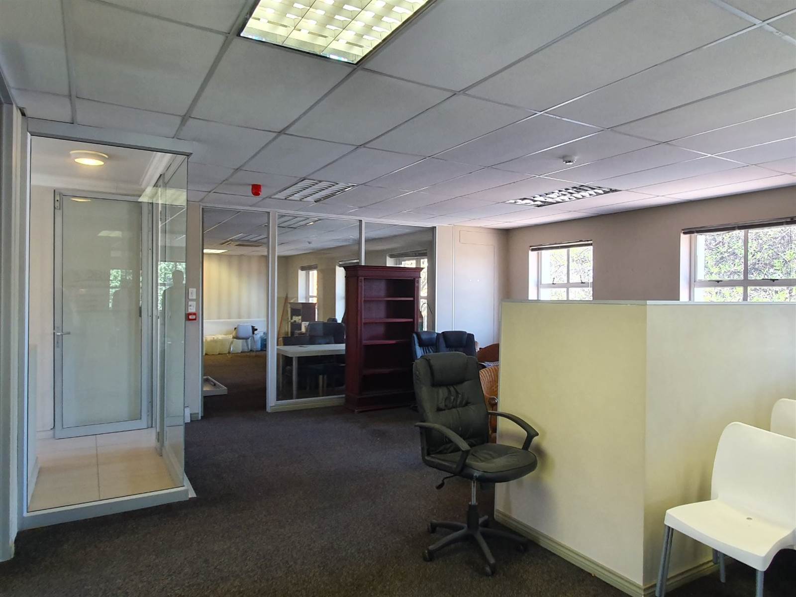 239  m² Commercial space in Bryanston photo number 10