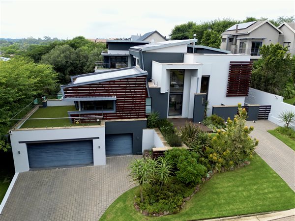 4 Bedroom House 4 Bedroom House
