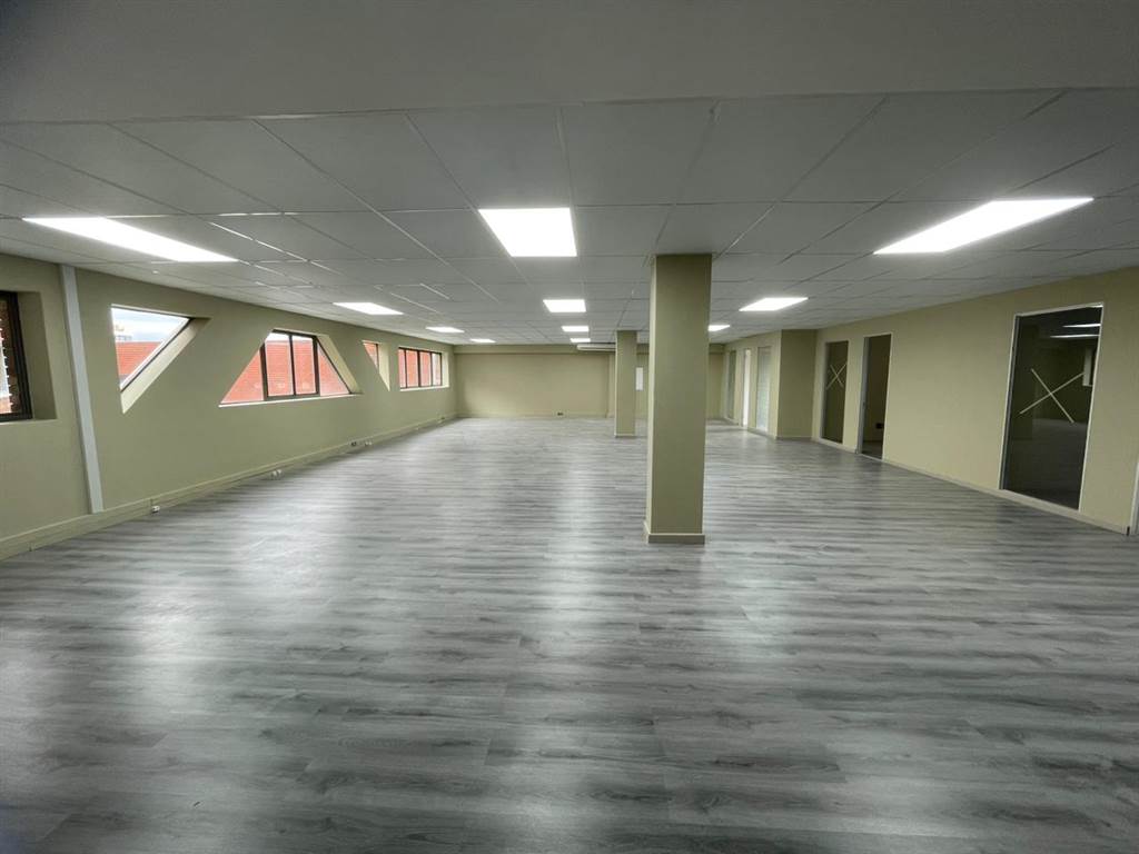 255  m² Commercial space in Ferndale photo number 13