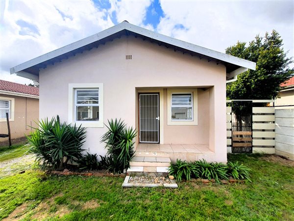 3 Bedroom House 3 Bedroom House