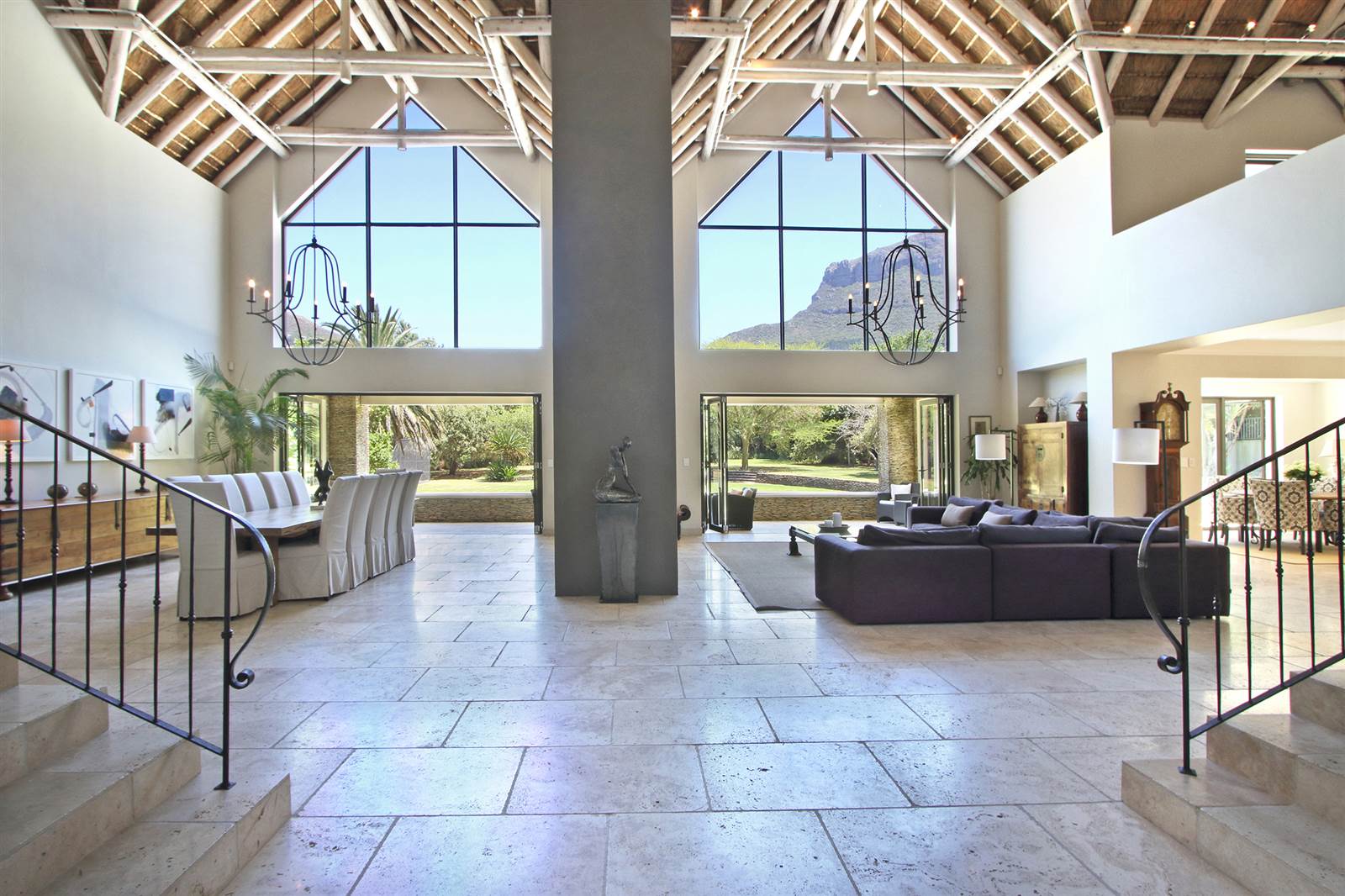 6 Bed House in Hout Bay and surrounds photo number 8