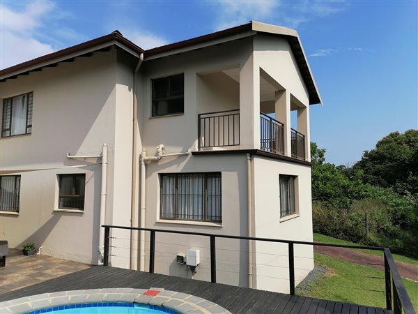 4 Bed House in Bazley Beach