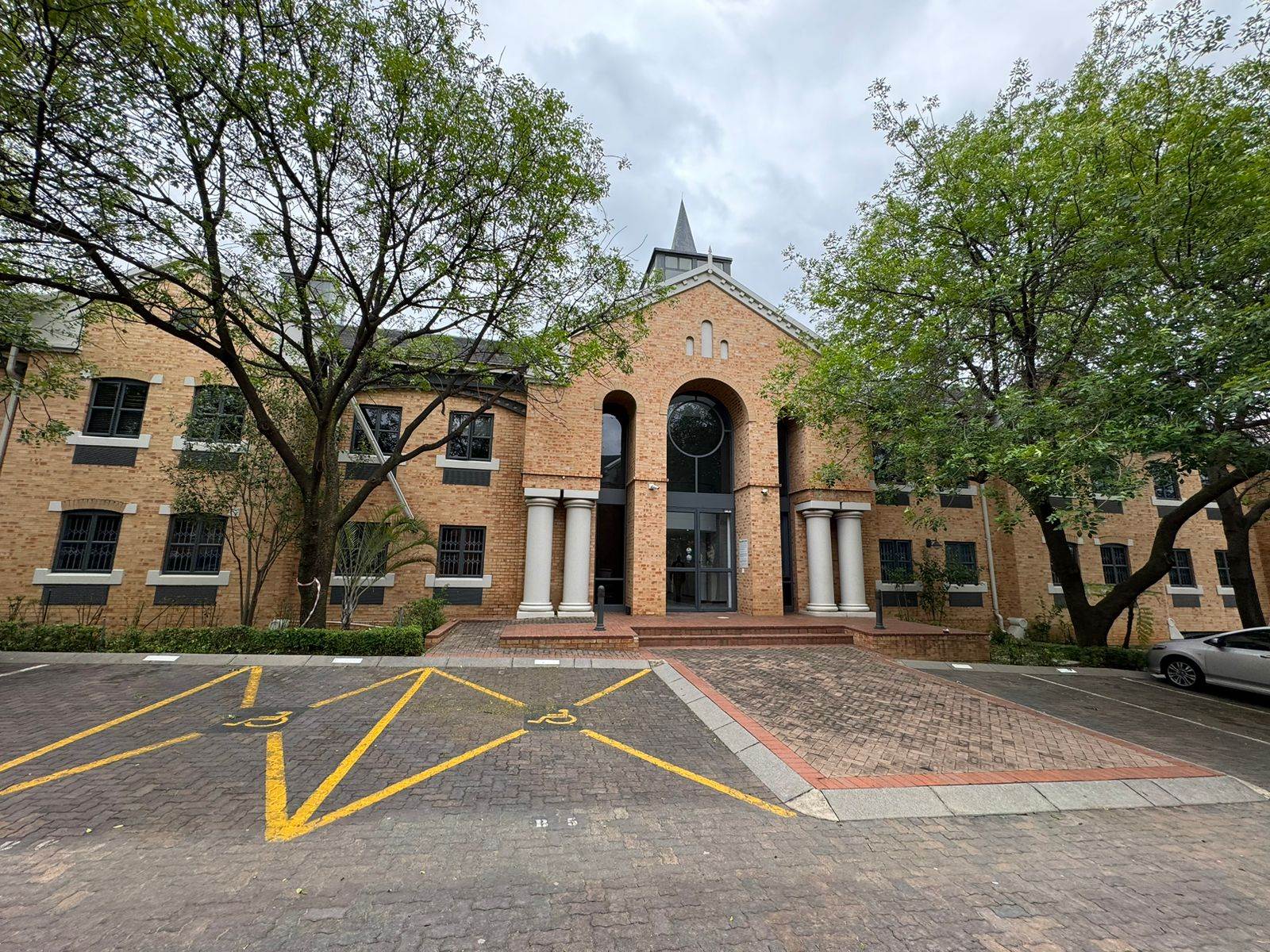 35  m² Commercial space in Sunninghill photo number 3